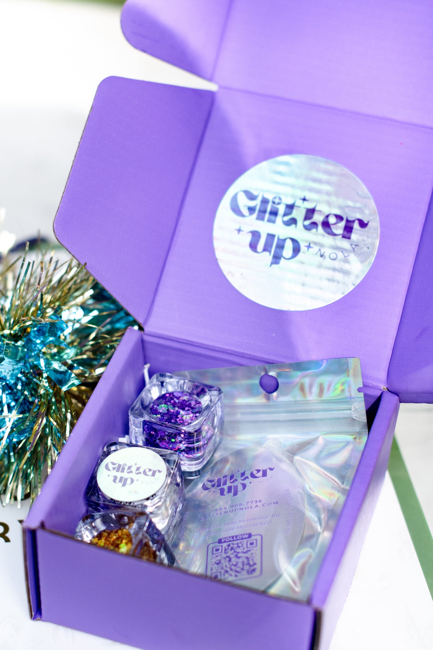 Mini Glitter Up Bar Box - Up to 35 Guests